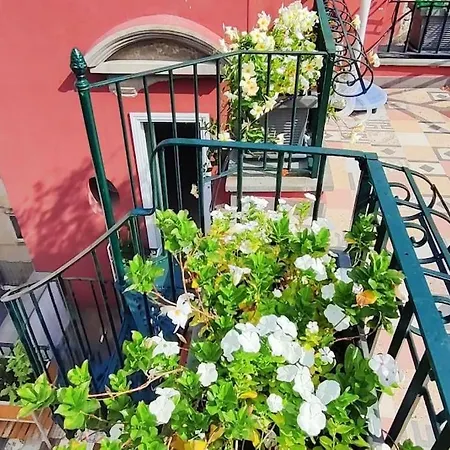 Relais Dello Spagnuolo * Neapel